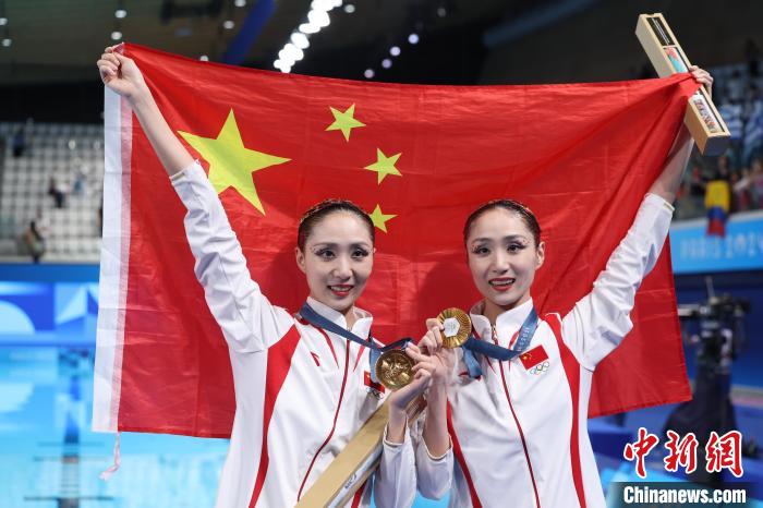 中国姐妹花王柳懿王芊懿巴黎奥运双人项目摘金