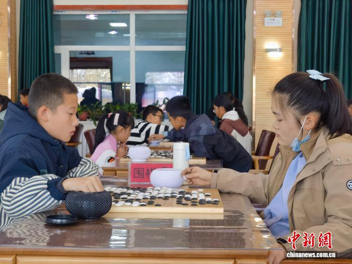 德令哈市象棋围棋赛收官 78名选手角逐棋王称号