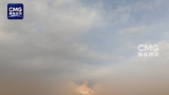 球员坦言天赋不足难颠球 击球高度挑战姚明