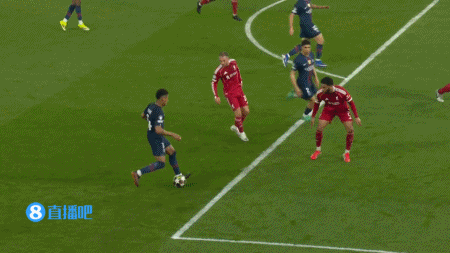 巴黎圣日耳曼完胜利物浦 斯洛特战术受质疑